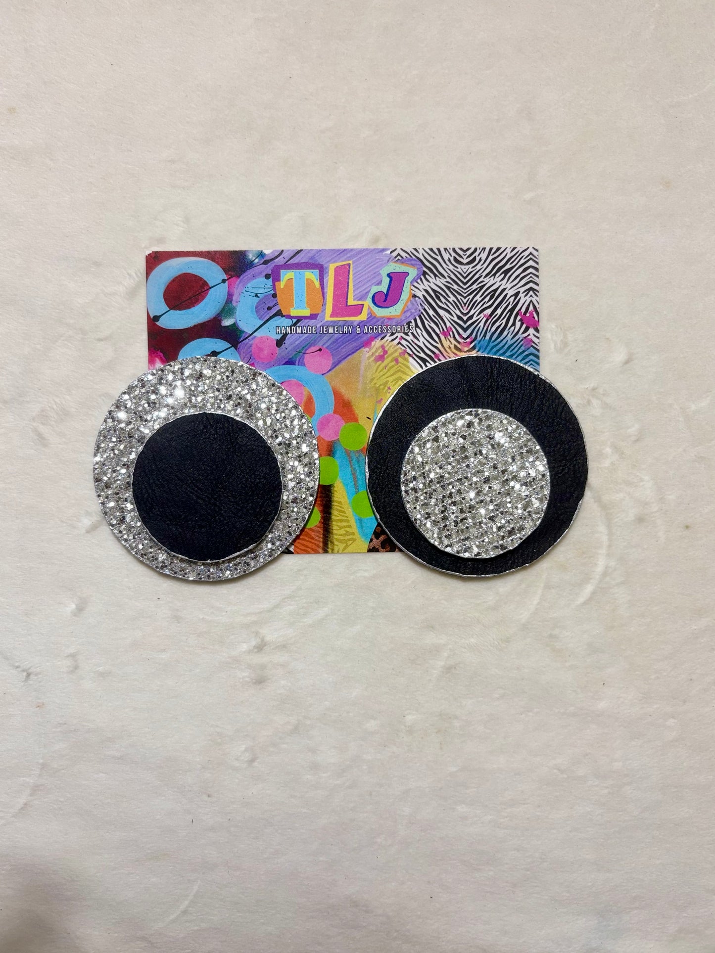 Cynthia -Stud Earrings