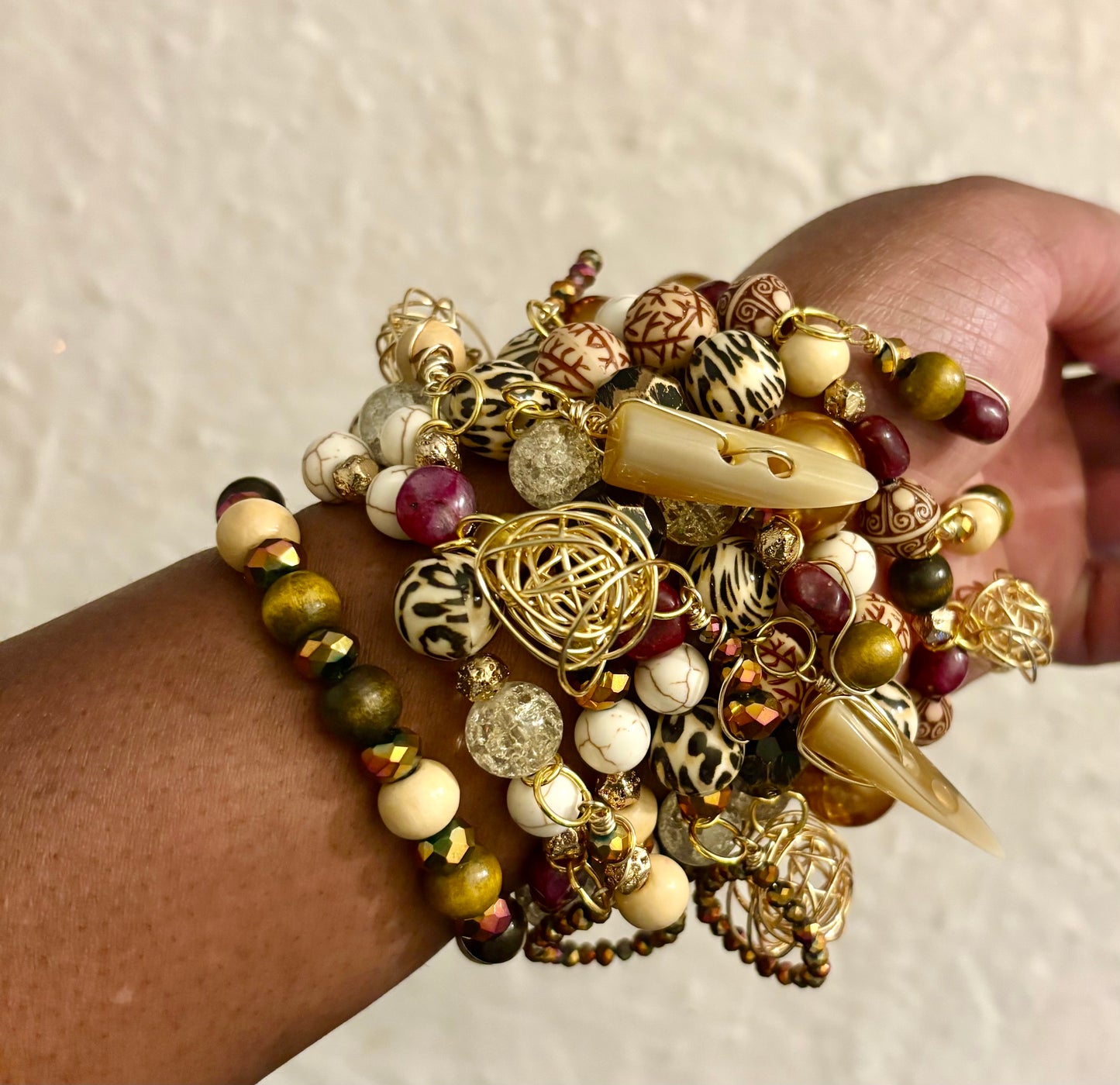 Sahara Bracelet Stack of 7 |Size 7.75 Inch Stretch Bracelets