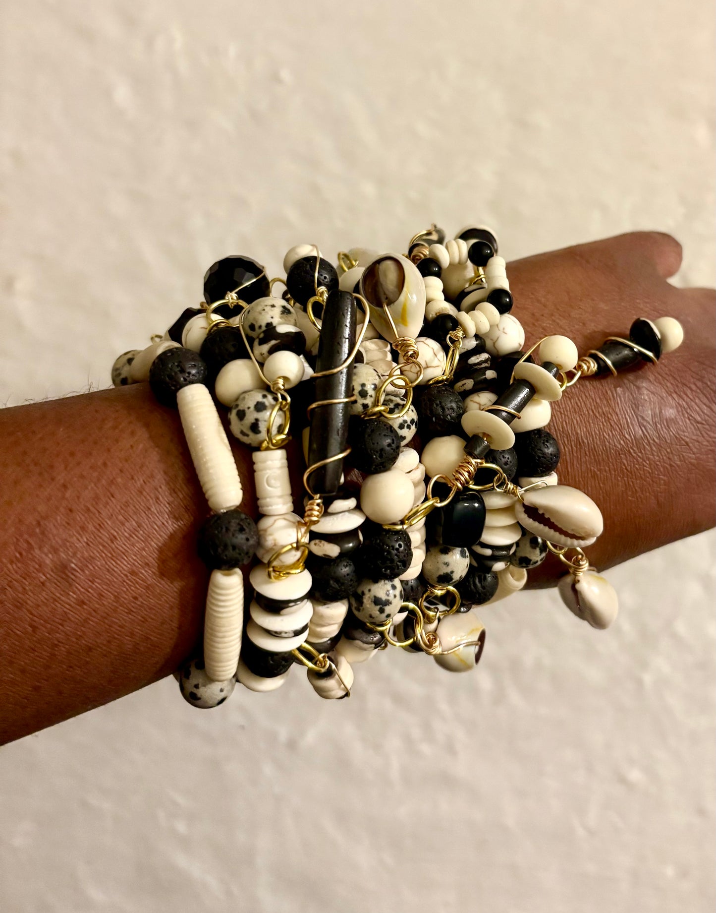 Royal Bracelet Stack of 8 |Size 7.75 Inch Stretch Bracelets