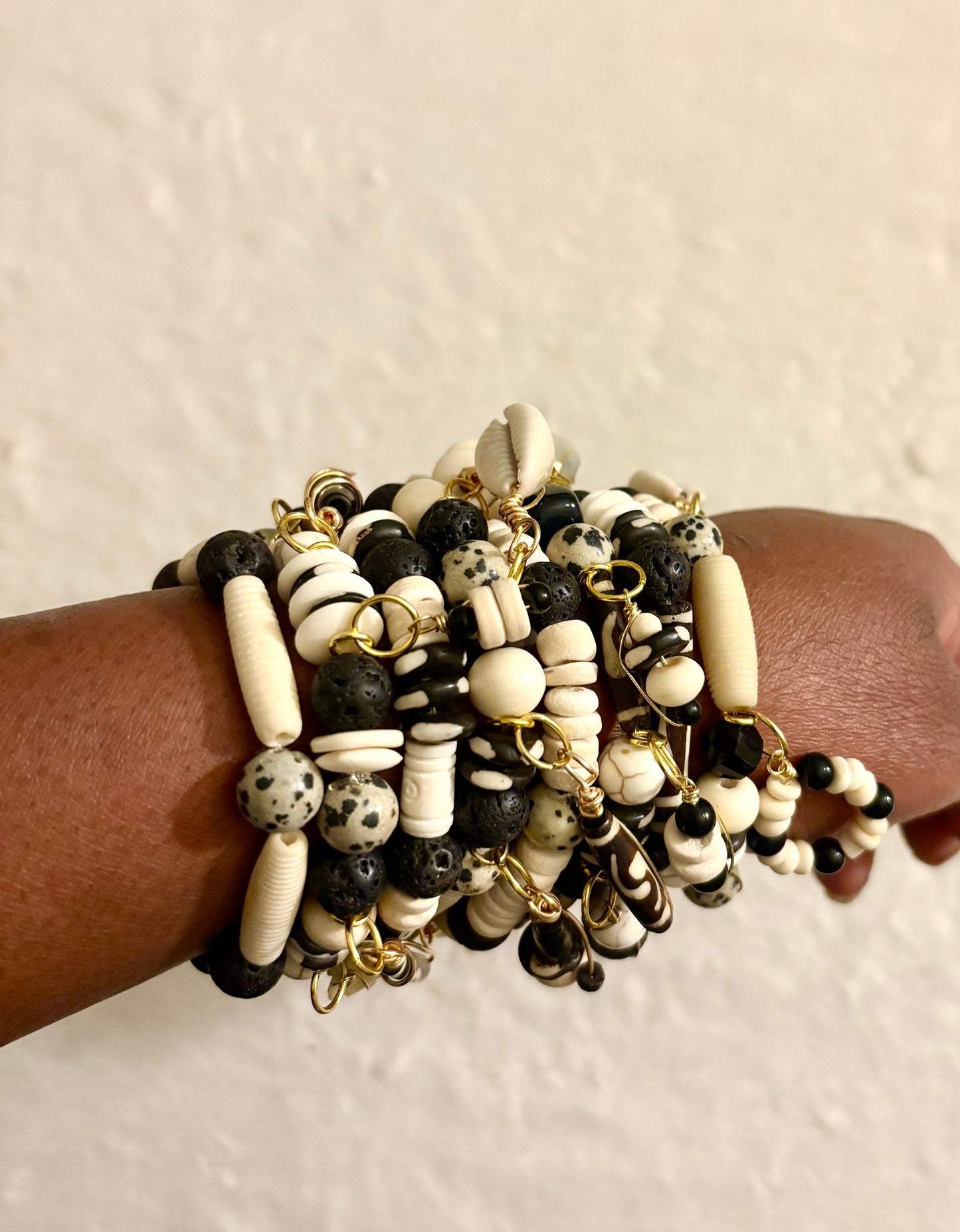 Royal Bracelet Stack of 8 |Size 7.75 Inch Stretch Bracelets