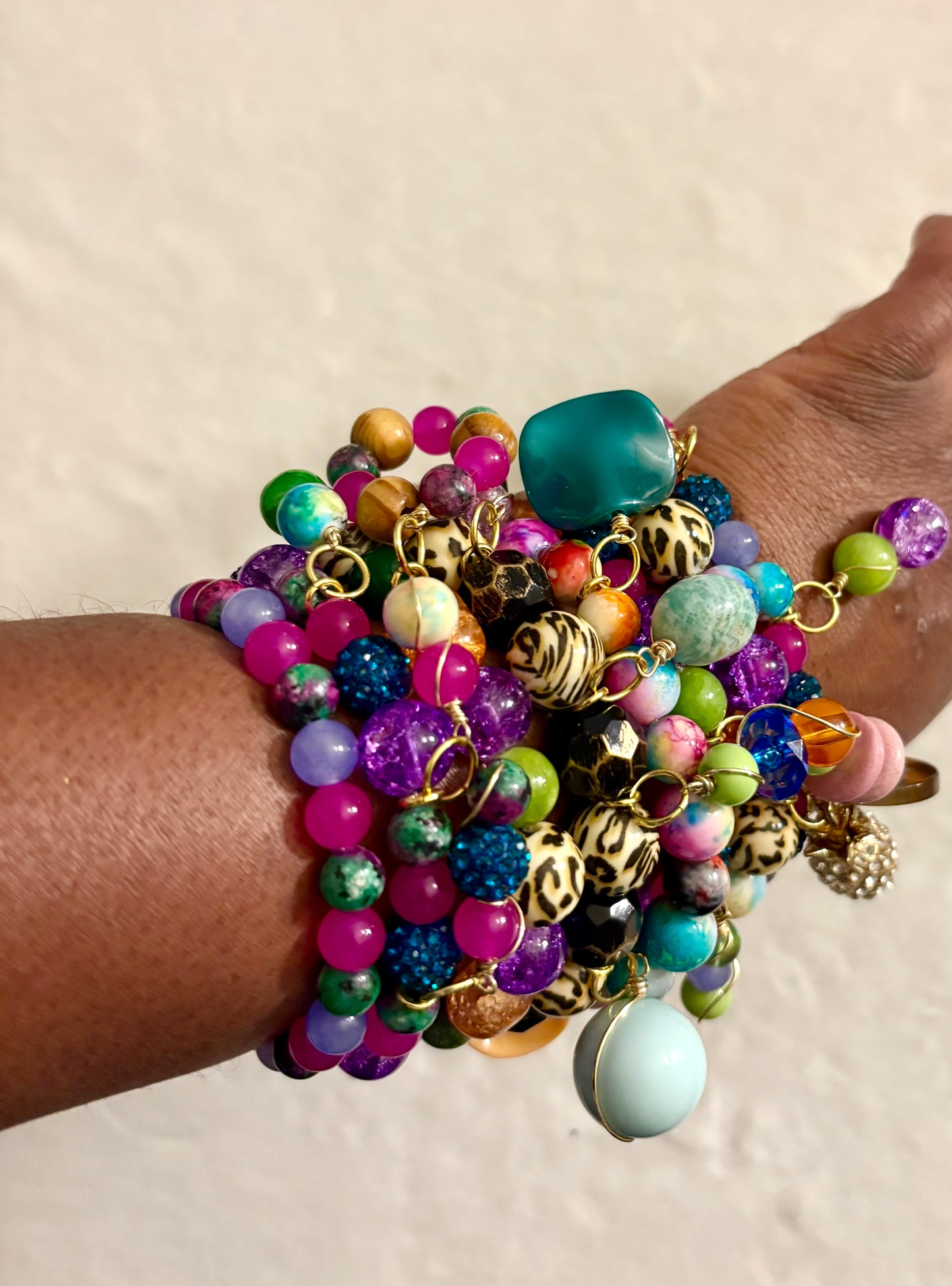 Skylar Bracelet Stack of 8 |Size 7.75 Inch Stretch Bracelets