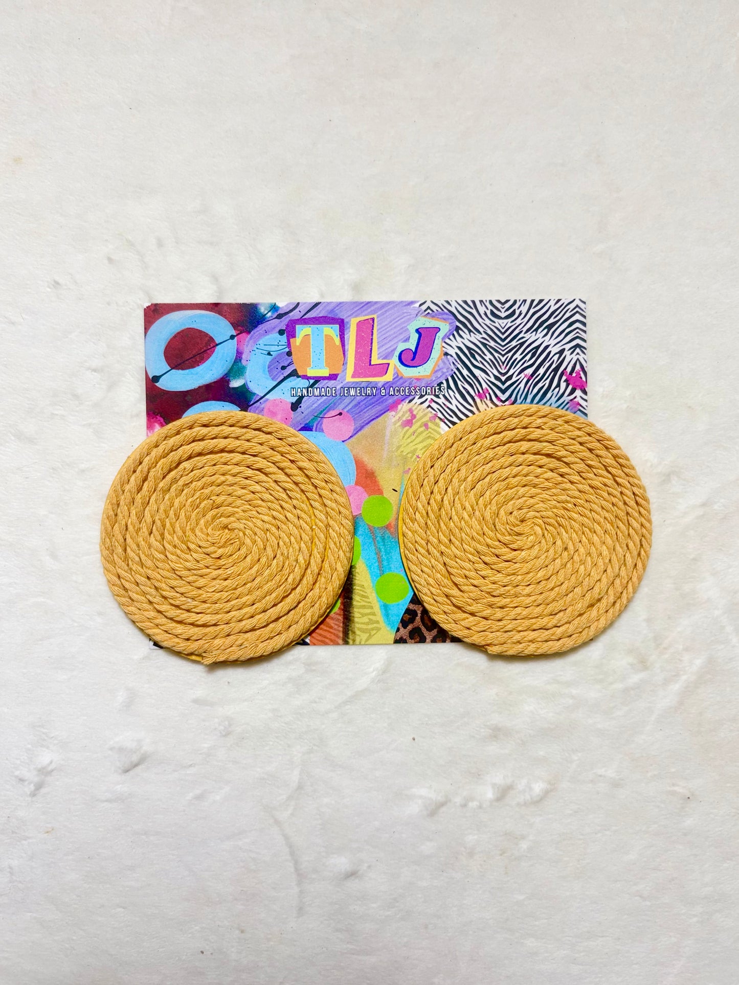 Cinnamon Stud Earrings - Mystic Mustard