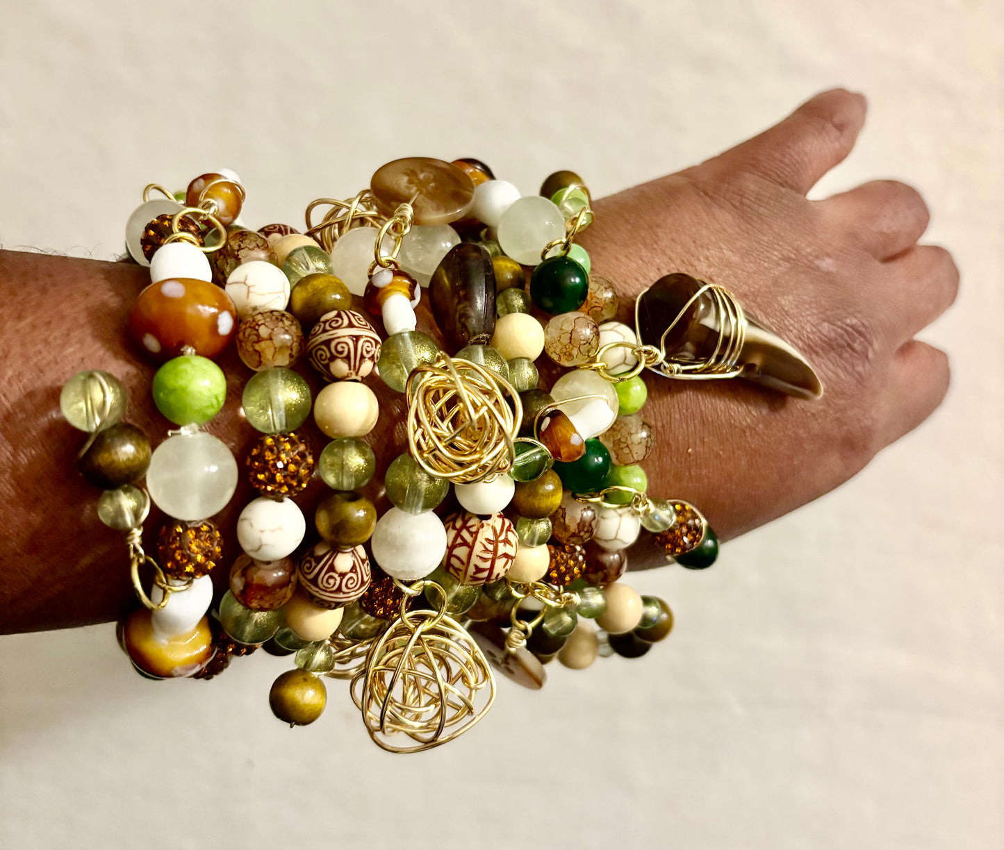 Malani Bracelet Stack of 8 |Size 7.75 Inch Stretch Bracelets