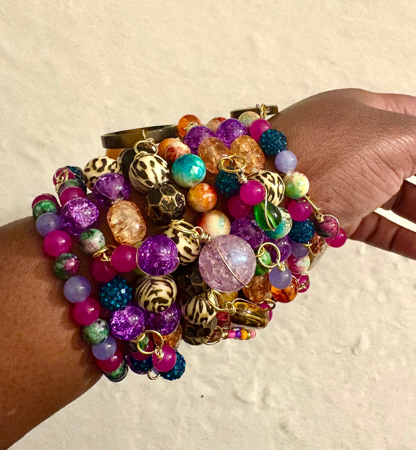 Skylar Bracelet Stack of 8 |Size 7.75 Inch Stretch Bracelets