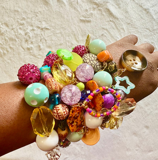 Makayla Bracelet Stack of 6| Size 7.75 Inch Stretch Bracelets