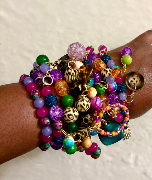 Skylar Bracelet Stack of 8 |Size 7.75 Inch Stretch Bracelets