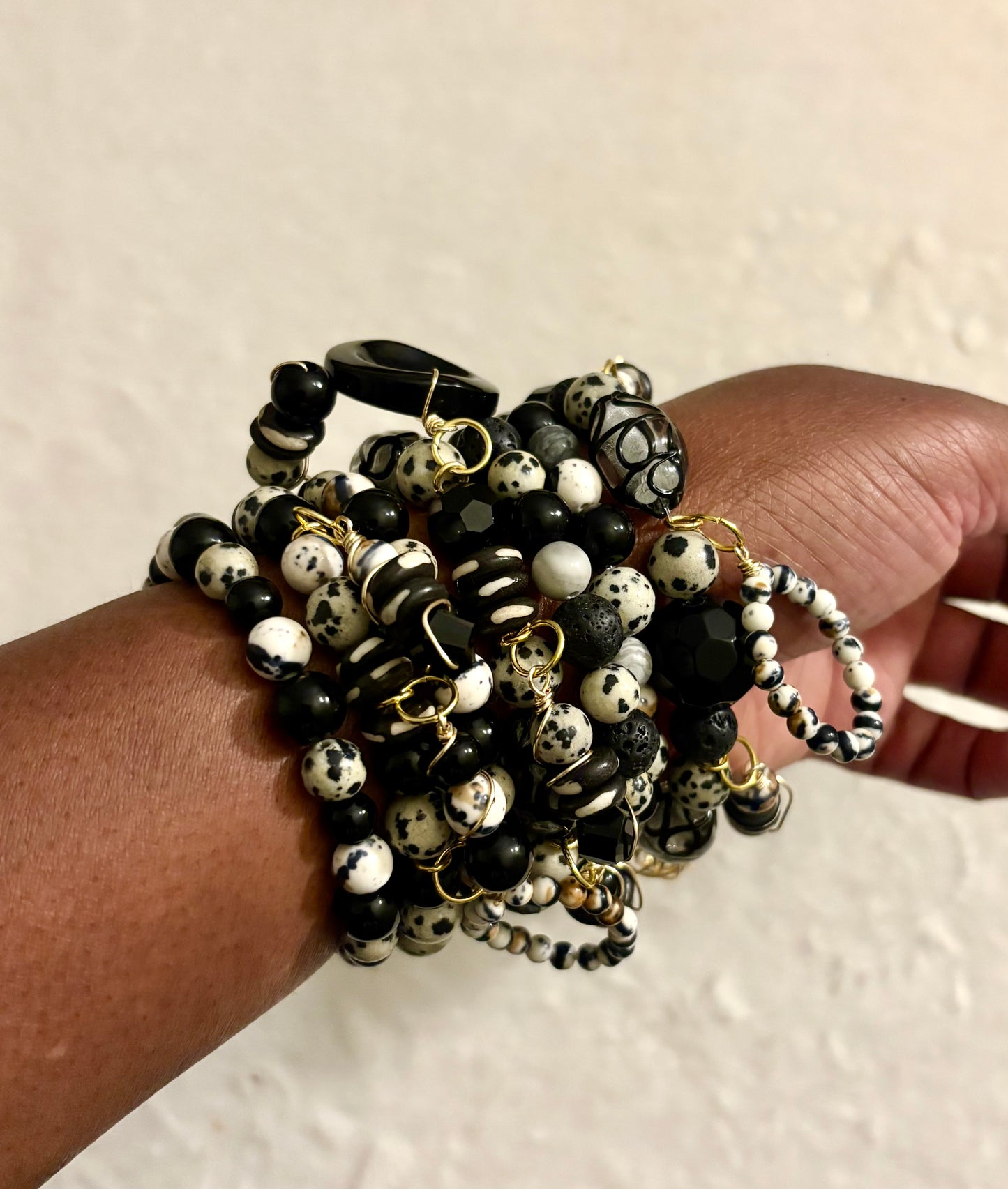 Norie Bracelet Stack of 7 |Size 7.75 Inch Stretch Bracelets