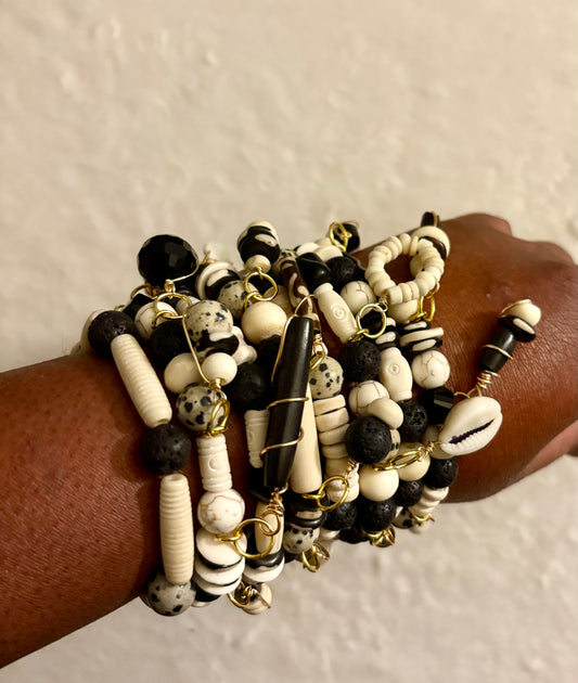 Royal Bracelet Stack of 8 |Size 7.75 Inch Stretch Bracelets