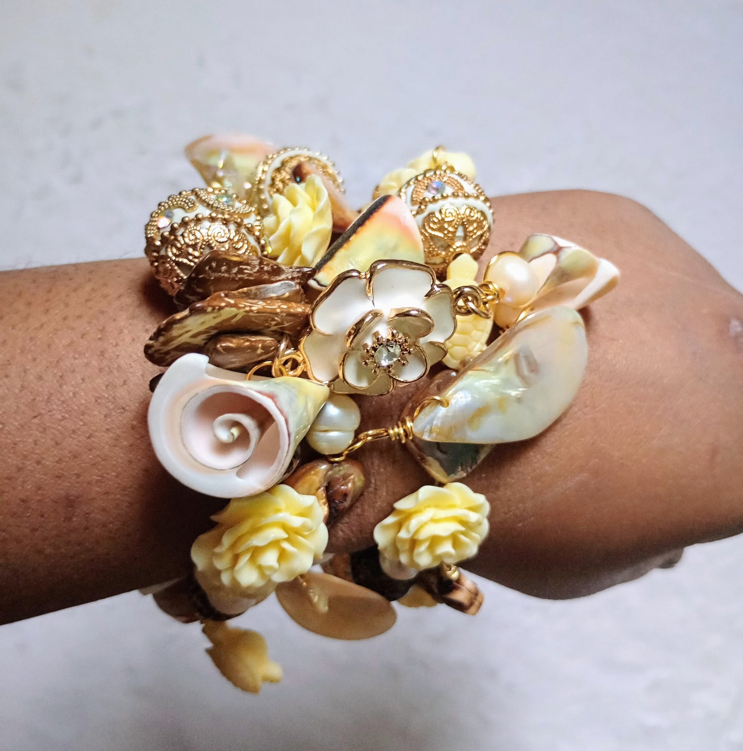 Ivory & Gold set of 3 | Size 7.5 inch Stretchy Bracelets